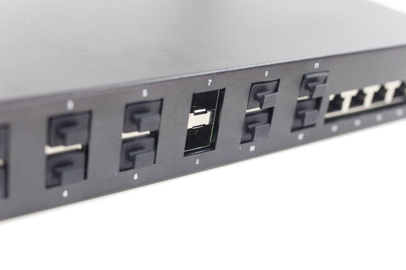 es16xg-unifi-edgeswitch-10g-16-port-managed-aggregation-switch-3.png