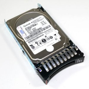 o-cung-ibm-300gb-25in-sff-10k-6gbps-hs-sas-hdd-90y8877